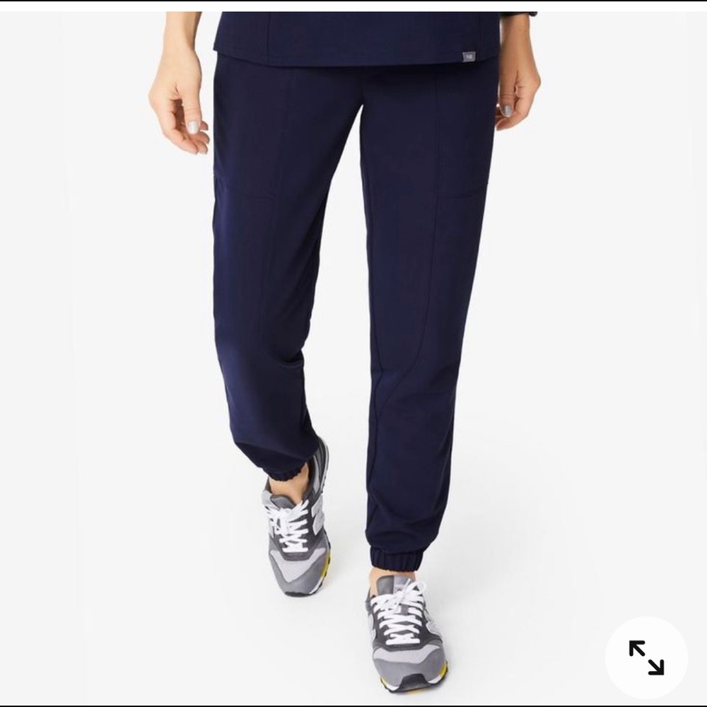 Figs asan joggers